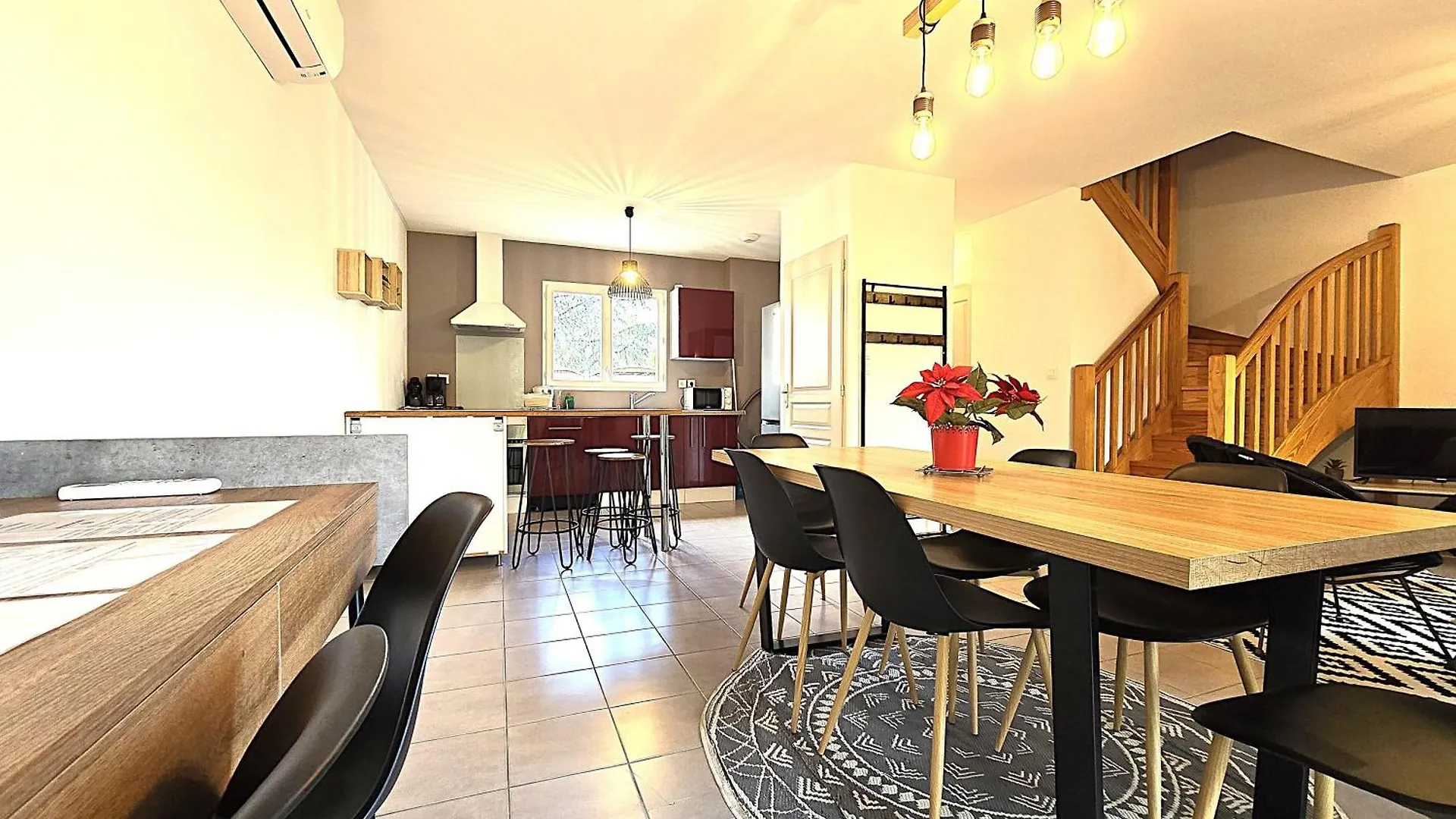 Nyaraló Le Clos Andree - Charmante Maison 8 Personnes - 5 Lits - Climatisation Reversible - Parking 3 Vehicules - Garage - Zone Nord Montauban - Terrasse Et Jardin Franciaország