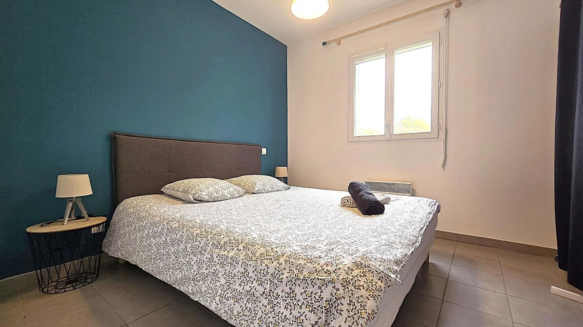 Holiday home Le Clos Andree: Charming North Montauban Home with Garden and Garage France